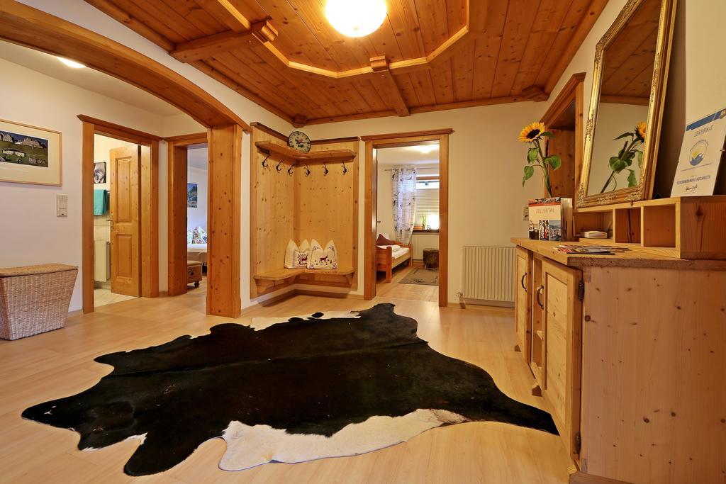 Alpen Appartements Hochmuth Mayrhofen Δωμάτιο φωτογραφία